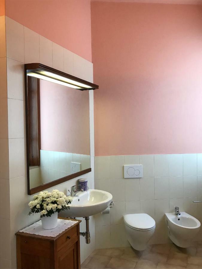 Bed and Breakfast La Sosta Fuori Stazione Brescello Esterno foto